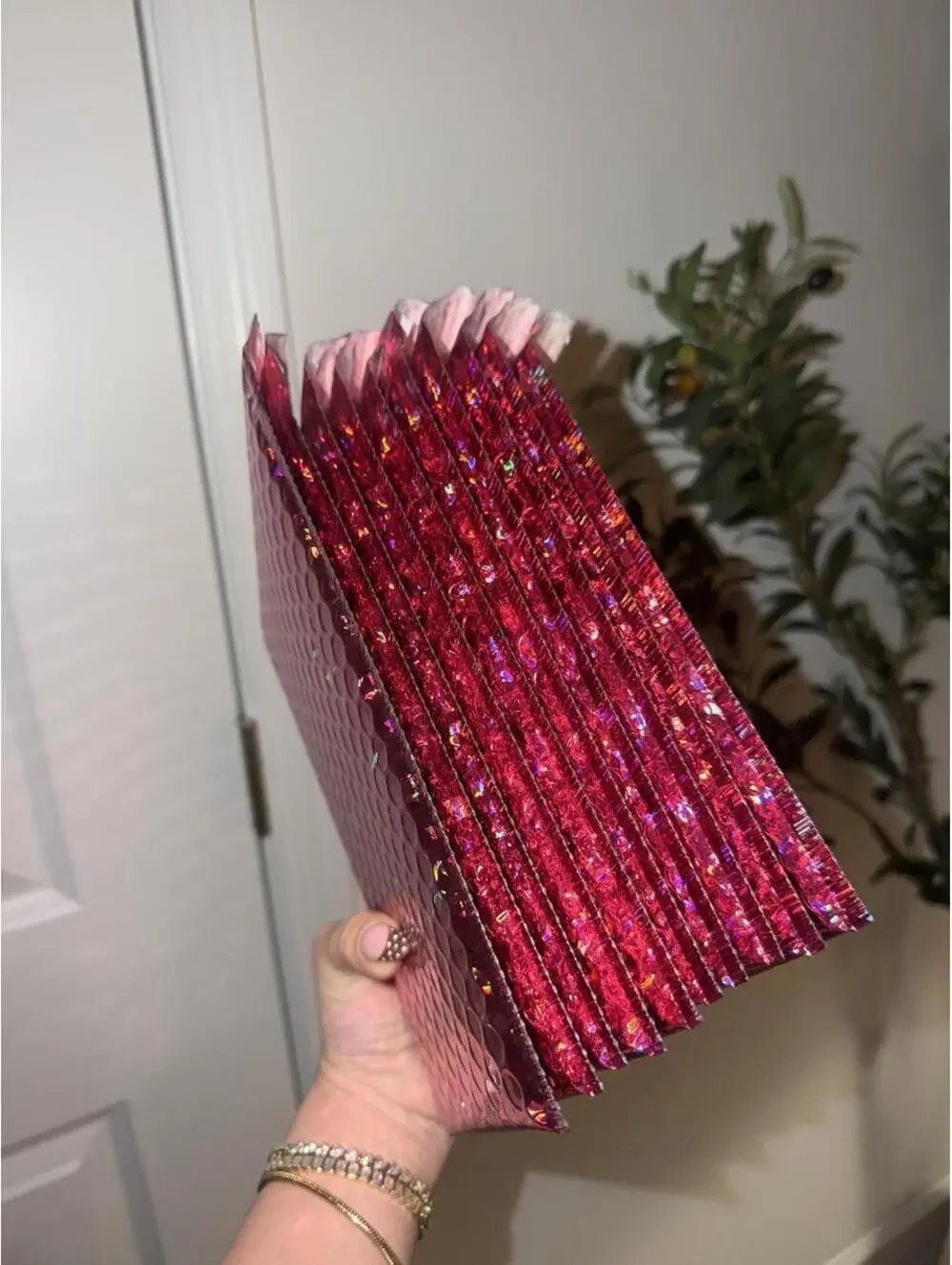 10 pink metallic bubble mailers